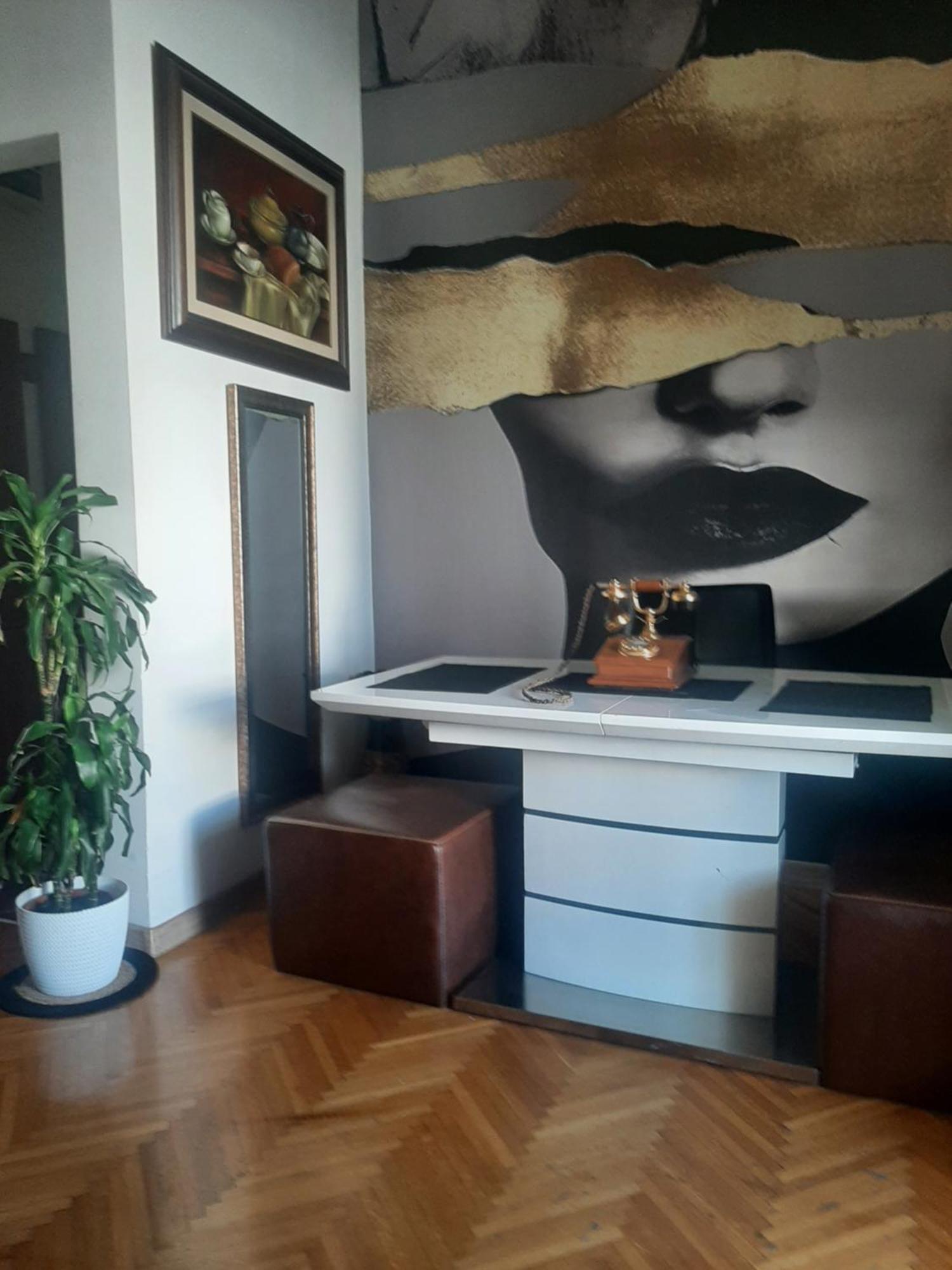 Stylish King Downtown Podgorica Exterior foto